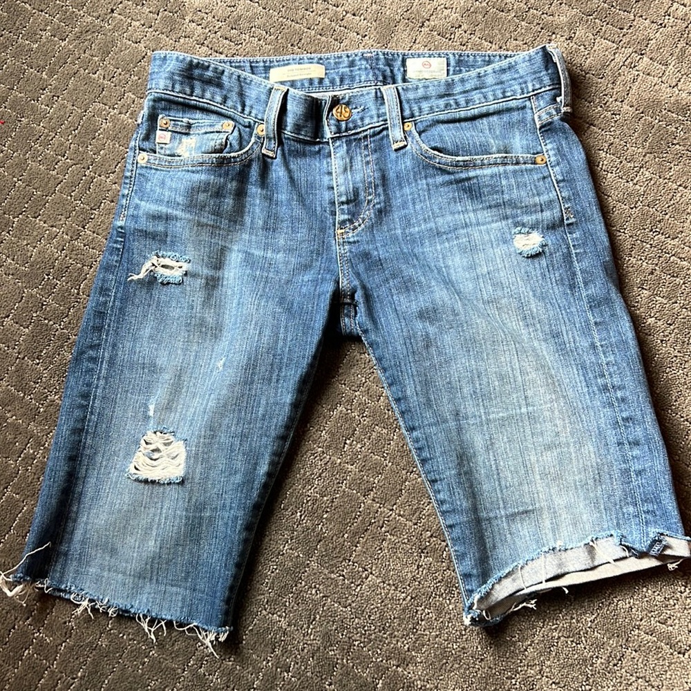 AG Adriano Goldschmied The Tomboy Relaxed Straight Cut Off Shorts 25 Distressed